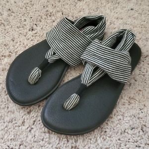 Sanuk Stretch Sandals